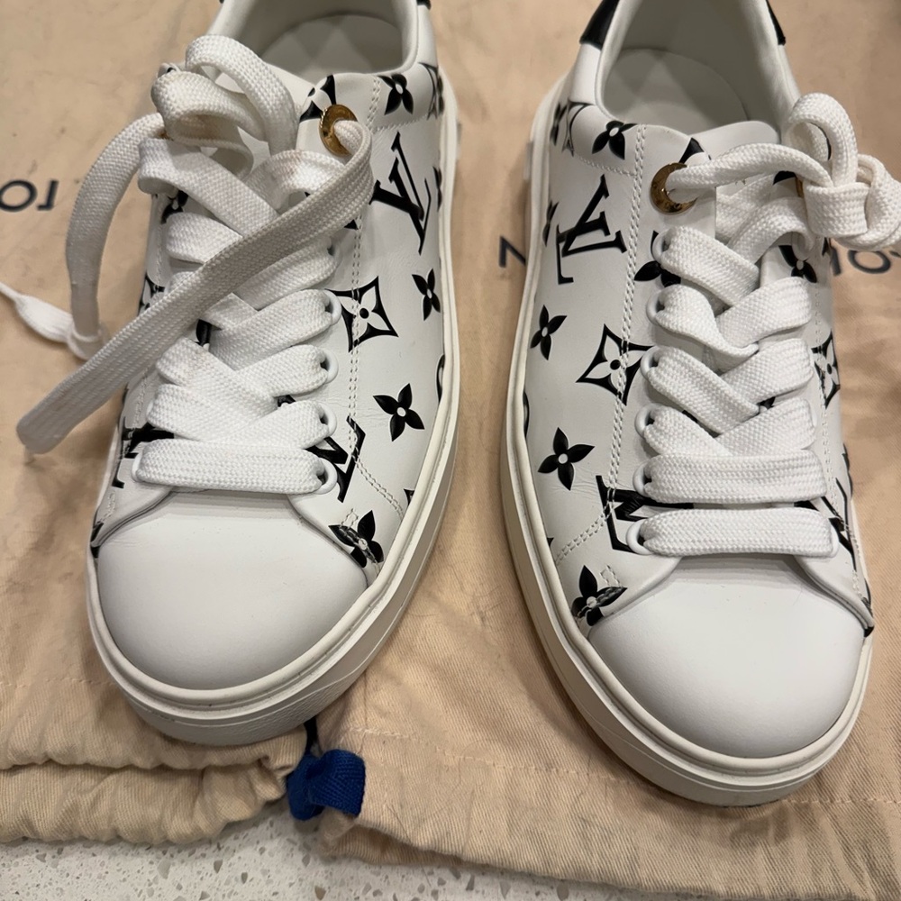 Louis Vuitton Time Out Monogram White and Black Sneakers